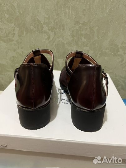 Туфли женские