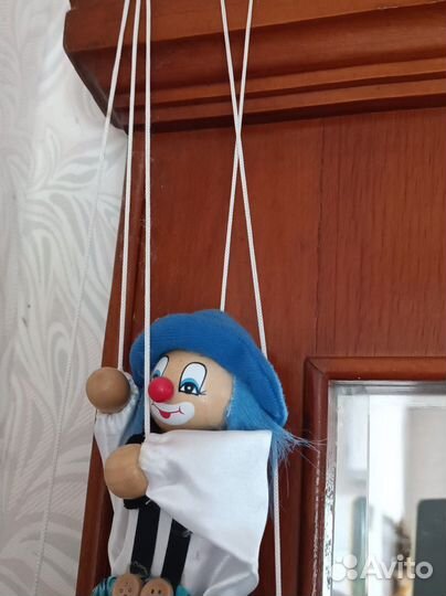 Трюмо с зеркалом старинное