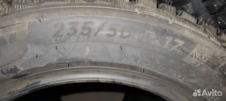 Michelin X-Ice North 4 235/50 R17