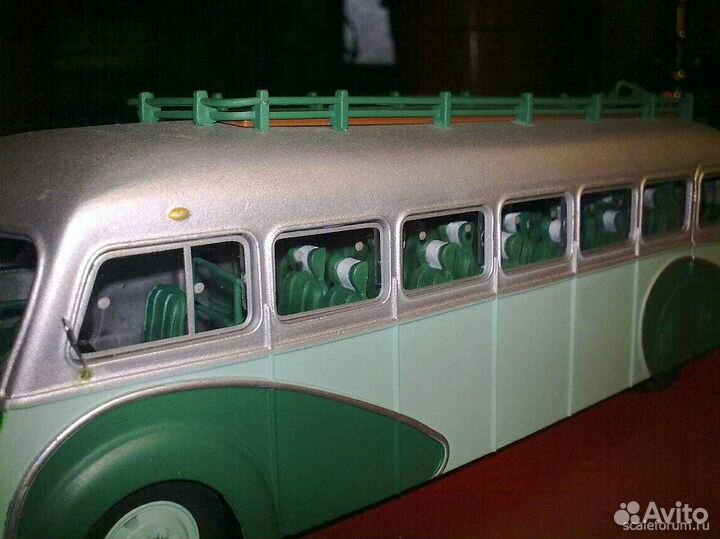 Модель автобуса Isoblok. Eligor 1:43