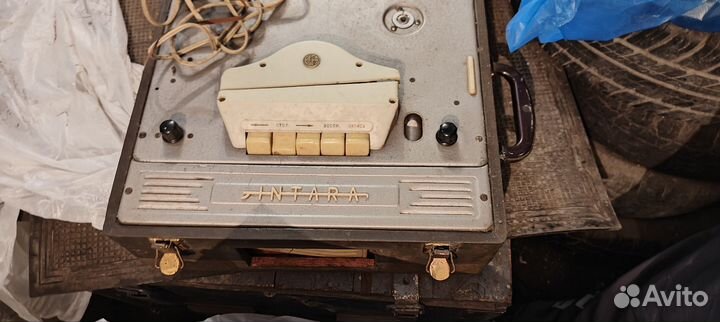 Катушечный магнитофон