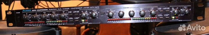 Alesis 3630 двухканальный компрессор-лимитер-гейт