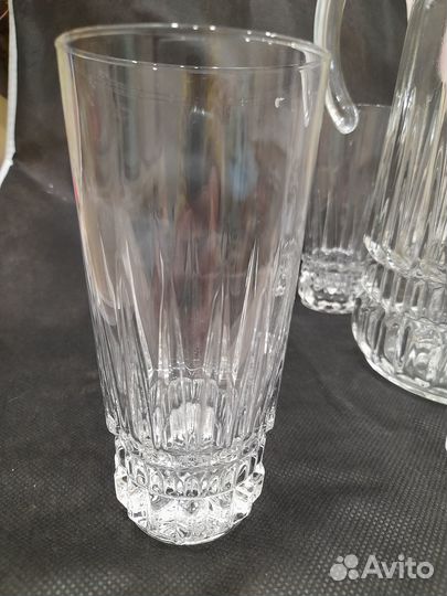 Кувшин и 3 стакана