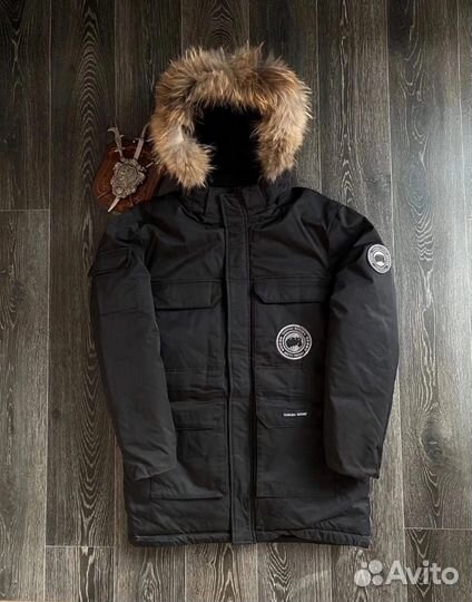 Пуховик Canada Goose