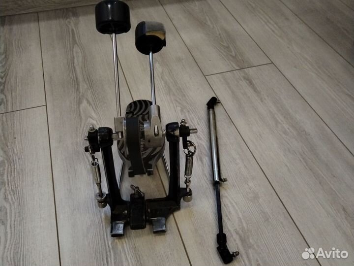 Двойная Педаль для бас барабана