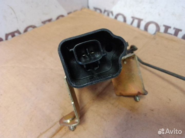 Замок багажника Opel Frontera B 2.2D