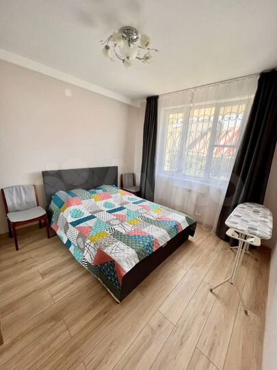 2-к. квартира, 70 м², 1/3 эт.