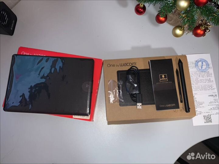 Графический планшет One by Wacom S