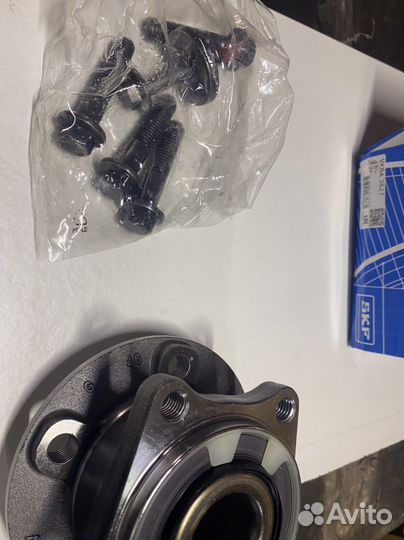 Ступица задняя на volvo xc90