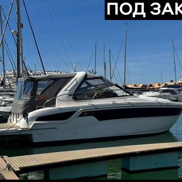 Моторная яхта Bavaria S33 Open