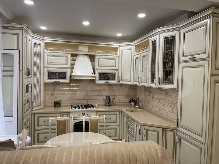 2-к. квартира, 66 м², 6/18 эт.