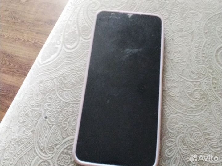 Мобильные телефоны бу realme с30