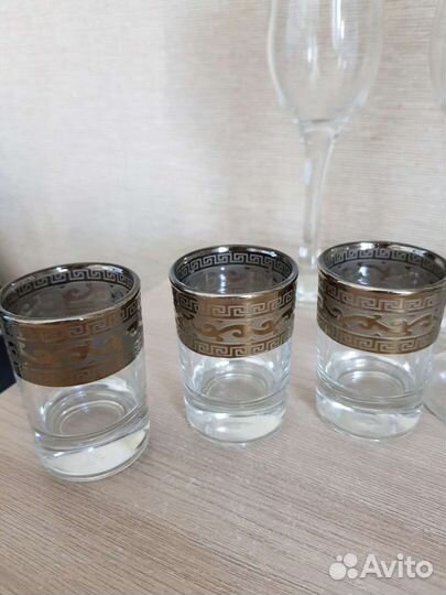 Бокалы и рюмки