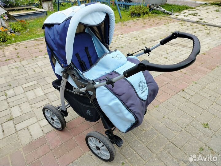 Прогулочная коляска