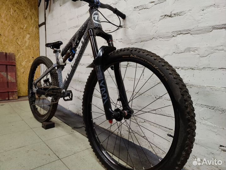 Велосипед двухподвес Transition bottlerocket S