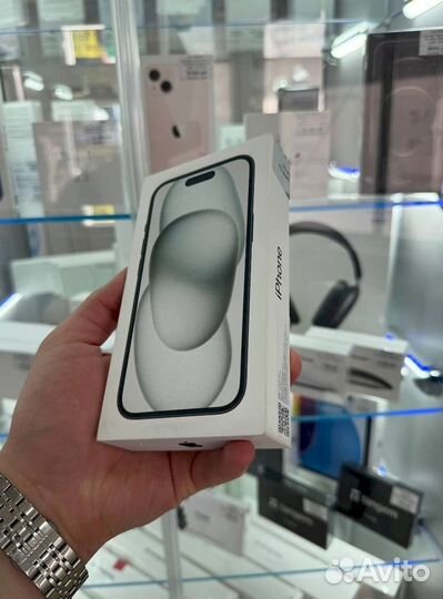 iPhone 15, 128 ГБ