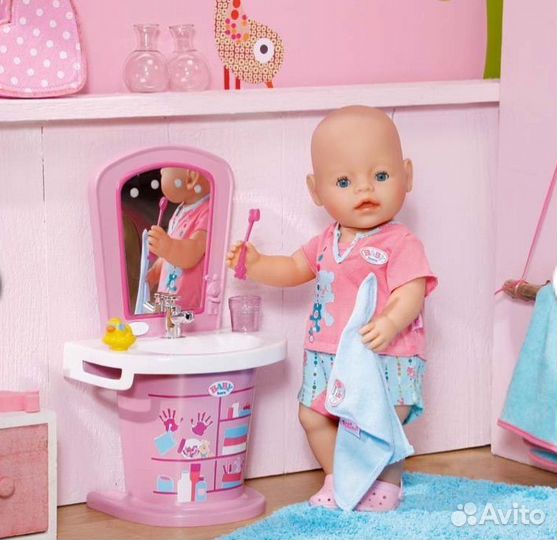 Интерактивный новый умывальник Baby Born (свет