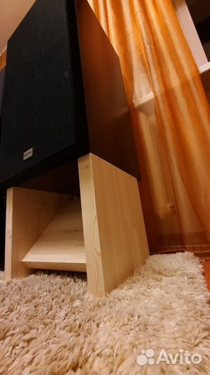 Подставка под акустику 370х300х300