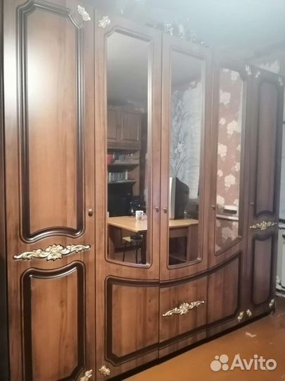 Шкаф для одежды бу