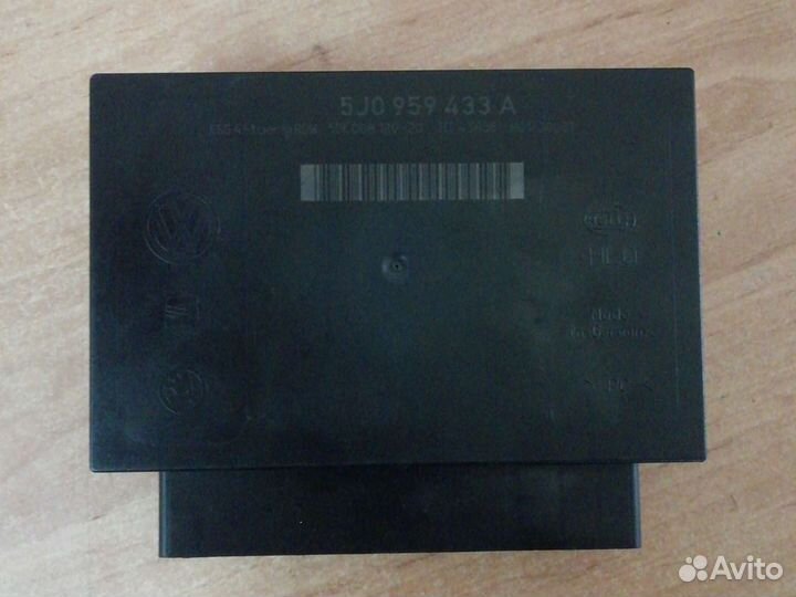 Блок комфорта Шкода Фабия Skoda Fabia 5J0959433A