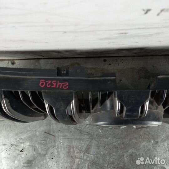 Решетка радиатора Toyota Land Cruiser Prado 150