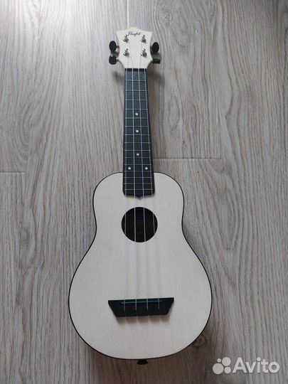 Укулеле flight TUS-35 WH