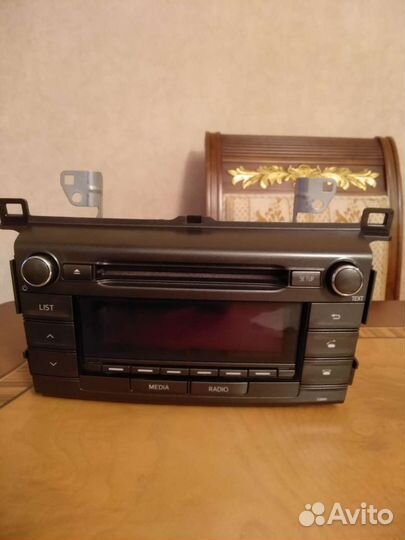 Автомагнитола на toyota RAV4