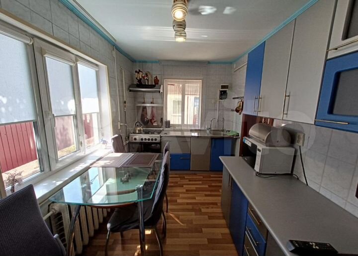 Дом 52 м² на участке 4 сот.