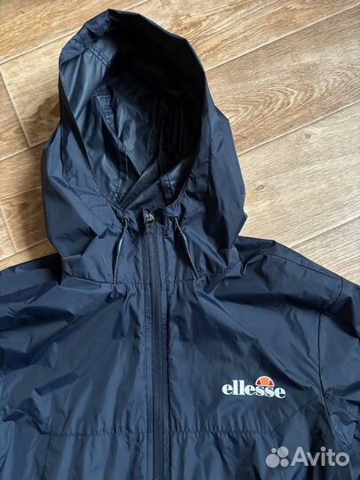 Ellesse ветровка дождевик лёгкая куртка