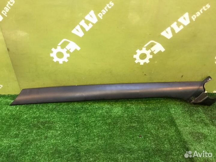 Накладка стойки передняя правая Range Rover Sport