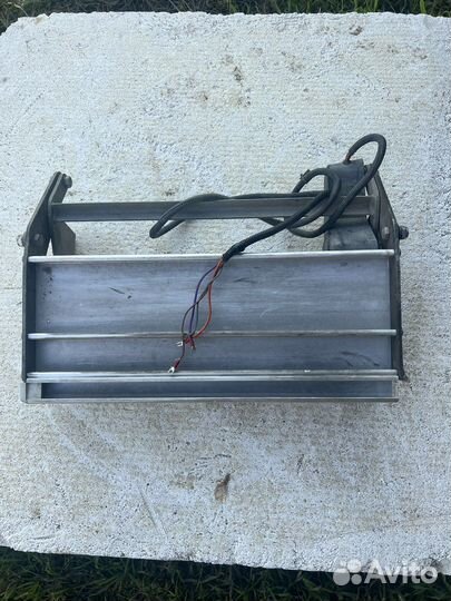 Ступенька-подножка выдвижная