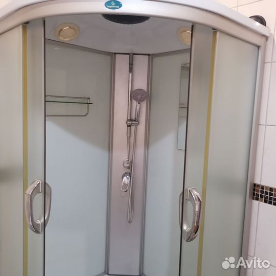Душевая кабина 100х100
