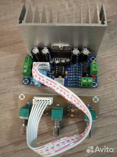 Усилитель звука 2.1