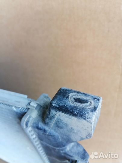 Радиатор основной Volkswagen Golf 6