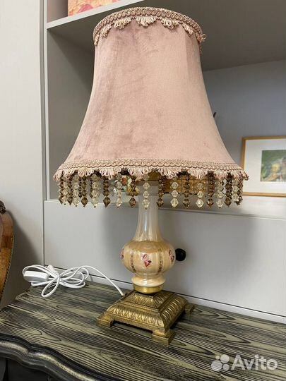 Лампа настольная