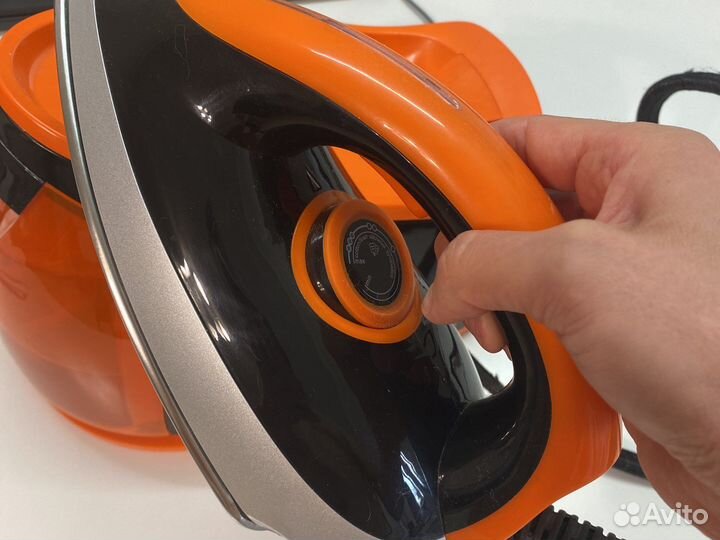 Утюг с парогенератором новый. MIE Bravissimo