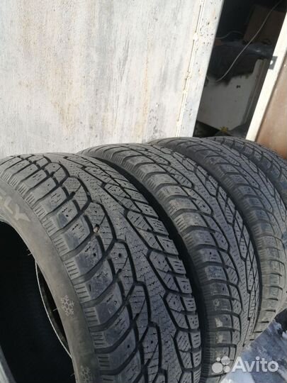 Hifly Win-Turi 215 225/60 R17 99H