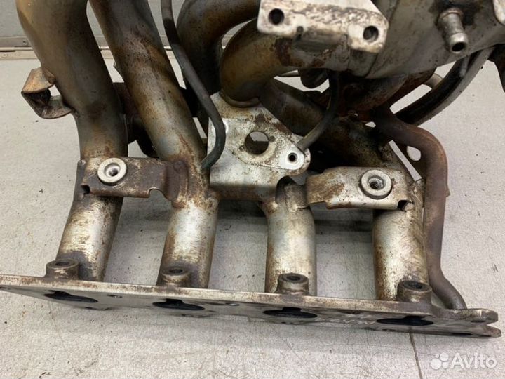 Впускной коллектор Mitsubishi Lancer 9 седан 1.6