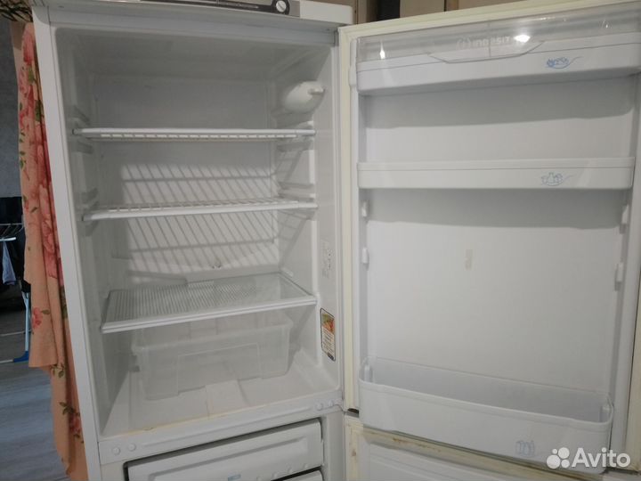 Холодильник бу