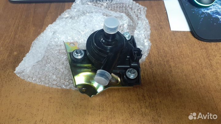 Тойота Приус 20 помпа инвертора (новая)