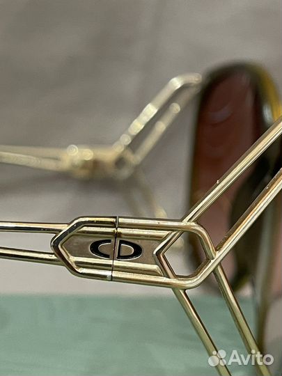 Солнцезащитные очки Christian Dior