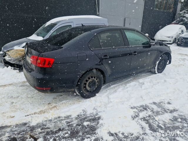 В разборе Volkswagen Jetta 6