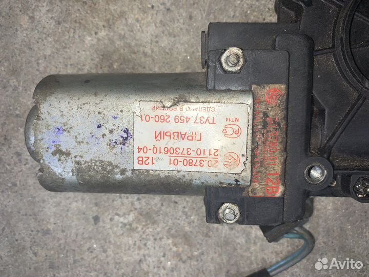 Моторчик стеклоподъемника правый ваз 2110
