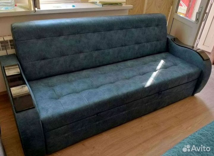 Прямой диван в наличии не б/у