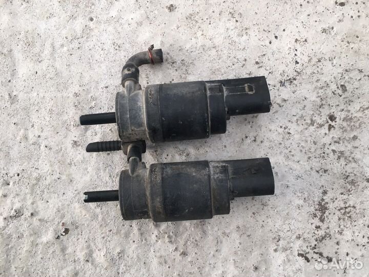 Насос омывателя стекла Mercedes W203 (3147)