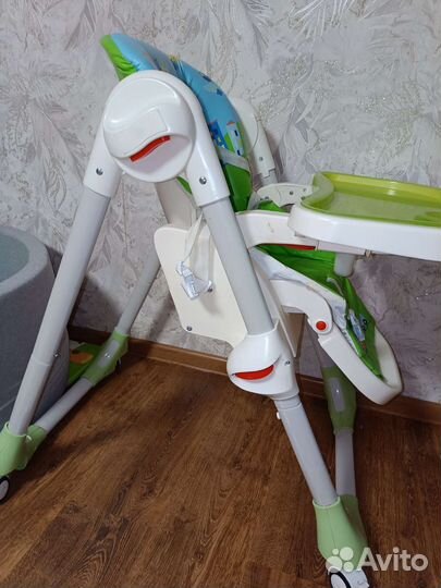 Стул для кормления