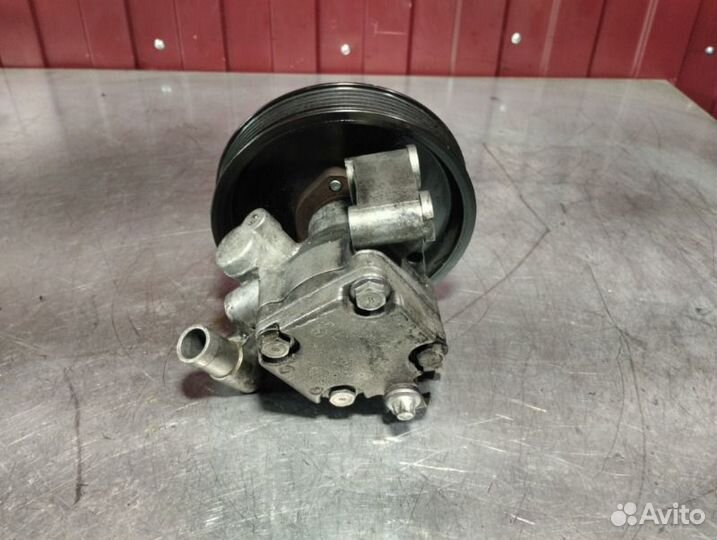 Насос гидроусилителя руля Mercedes C-Class W203