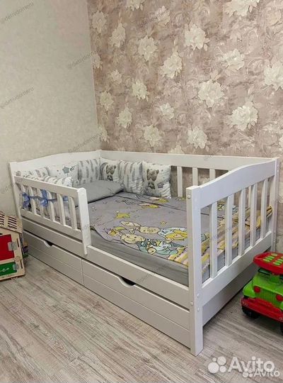 Кровать белая в наличии (180*90 см), Саратов