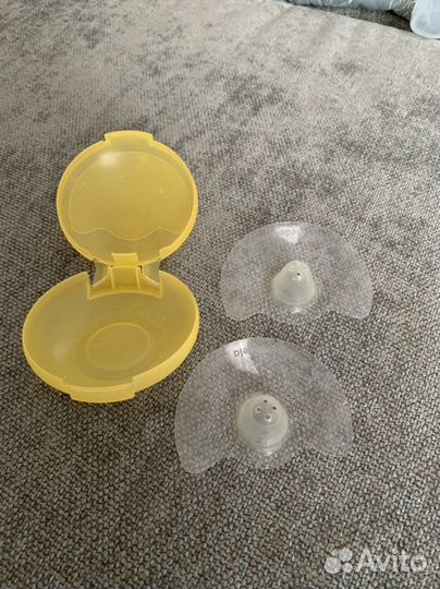 Накладки на грудь medela