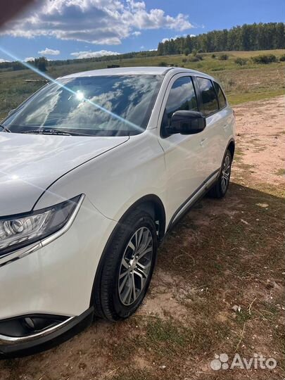 Mitsubishi Outlander 2.4 CVT, 2017, 37 000 км